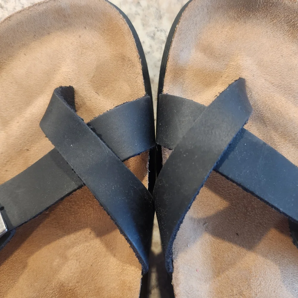 White Mountain Gracie Footbed Black Sandals Adjustable Slide criss cross toe 10 - Picture 2 of 8